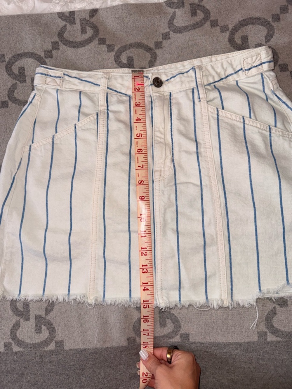 American Eagle White Mini Denim Skirt with Blue Pinstripes - Picture 7 of 9
